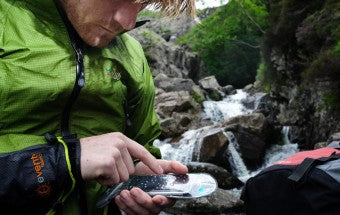 Aquapac Waterproof Phone Case - iPhone 5 size 108 - Image 3