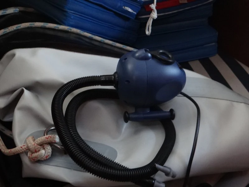 Bravo OV4 240 v Mains Pump - Image 3
