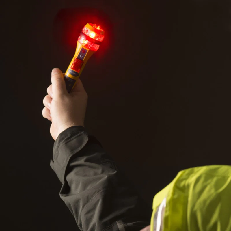 Ocean Signal Rescue Me EDF 1 Electronic Distress Flare 750S-01710 - Image 3