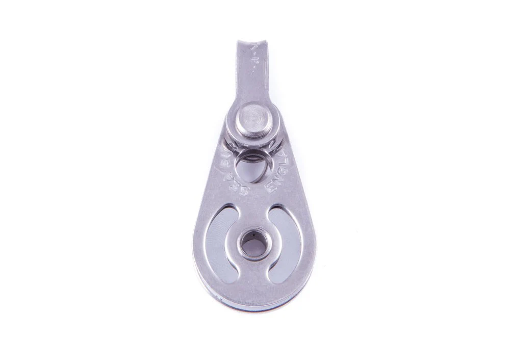 Seasure 25mm Brass Sheave Single Block With Shackle - 01-01 - Image 2