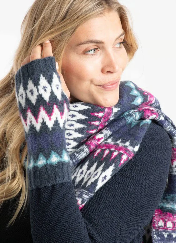 Shutt Fair Isle Wrist Warmers Navy - Image 3