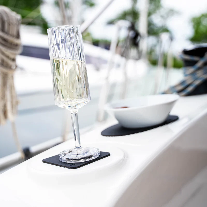 Silwy Champagne Glasses Plastic with Magnetic Base - Image 4