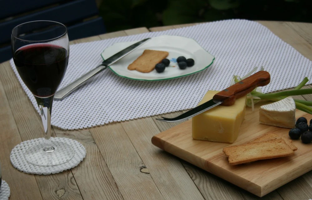 StayPut Non Slip Tablemat and Coaster Set - Image 3