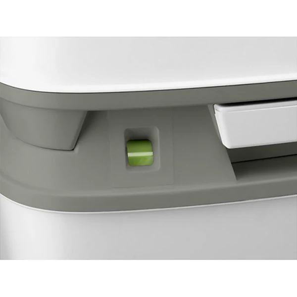 Thetford 365 Qube portable toilet - Image 3